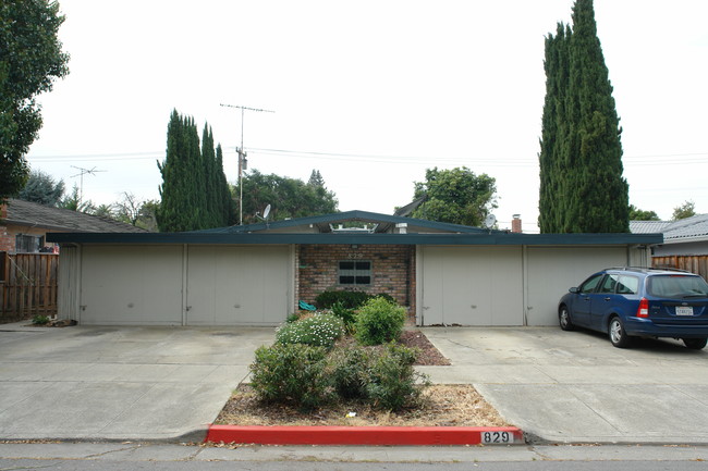 829 Teresi Ct in San Jose, CA - Building Photo - Building Photo