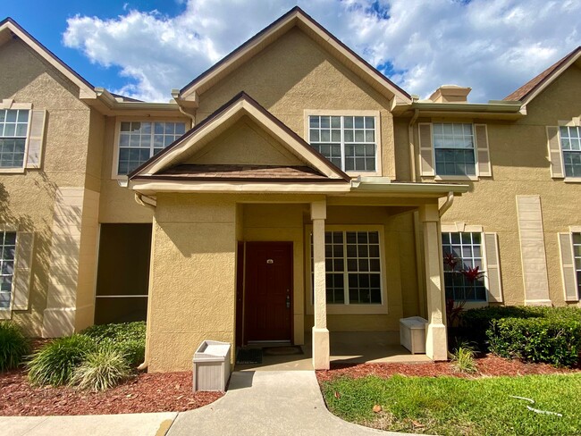 842 Grand Regency Pointe in Altamonte Springs, FL - Building Photo - Building Photo