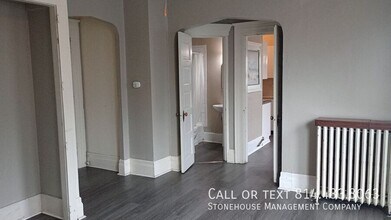 440 W 10th St in Erie, PA - Foto de edificio - Building Photo