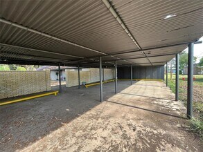 912 Avenue H in Bay City, TX - Building Photo - Building Photo