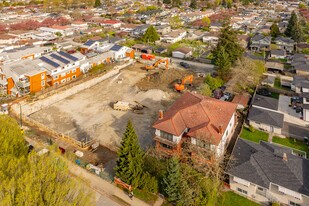 1749-1765 33rd Av E in Vancouver, BC - Building Photo