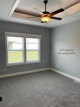 15332 Jessica St in Parkville, MO - Building Photo - Building Photo