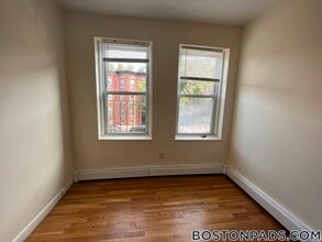 49 S Huntington Ave in Boston, MA - Building Photo - Building Photo