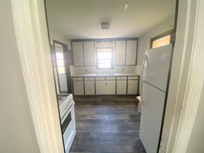 8 Clarke St in Athens, OH - Building Photo - Building Photo