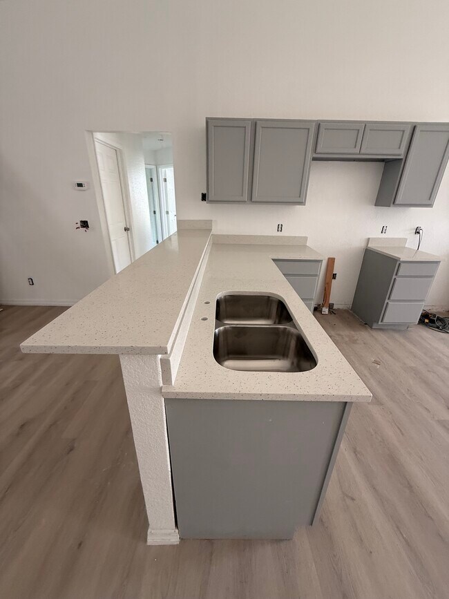 601 Via Del Sol Dr in Davenport, FL - Building Photo - Building Photo