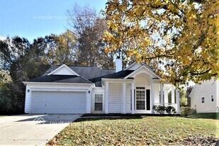 8311 Springhead Ln in Charlotte, NC - Building Photo