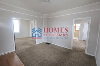 202 Herndon Dr in Evansville, IN - Foto de edificio - Building Photo