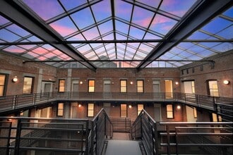 187 Wayne St, Unit 415C in Jersey City, NJ - Building Photo - Building Photo