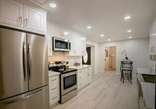 4746 Eagle Lake Dr in San Jose, CA - Building Photo - Building Photo