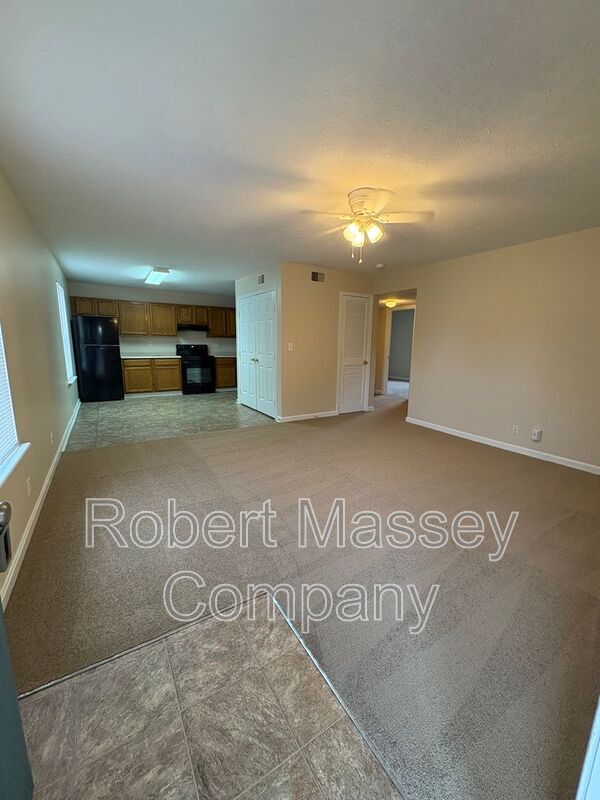 7907 Canonero Way in Louisville, KY - Building Photo - Building Photo