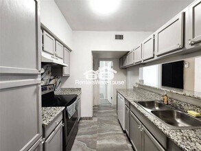 14550 Fonmeadow Dr in Houston, TX - Building Photo - Building Photo