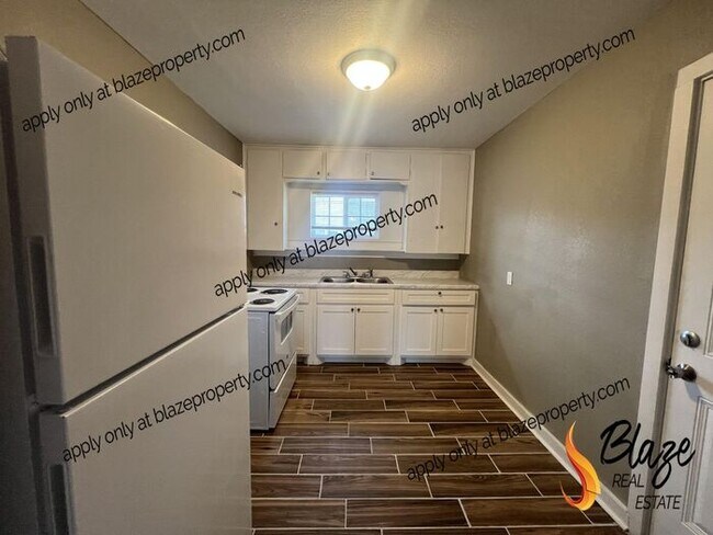 property at 1402 Hazelwood St