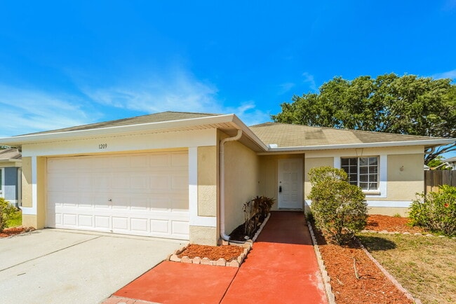 1209 Alpine Lake Dr