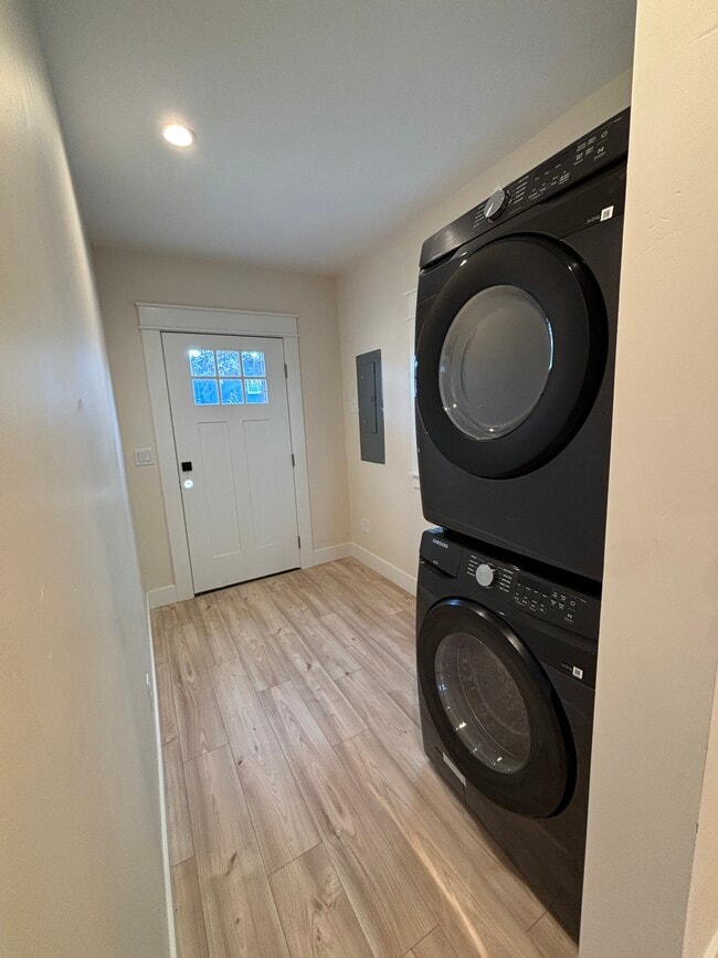 480 SE Reed Market Rd in Bend, OR - Building Photo - Building Photo