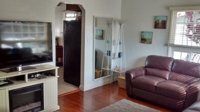 1611 Greenwood Ave in Torrance, CA - Foto de edificio - Building Photo