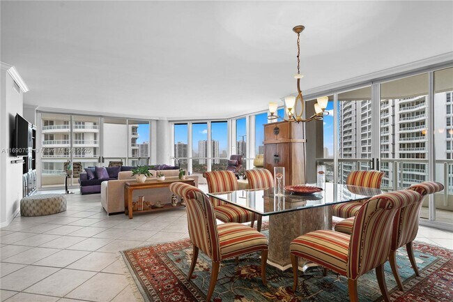 21150 Point Pl in Aventura, FL - Building Photo - Building Photo