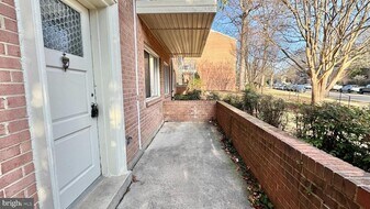 10620 Weymouth St in Bethesda, MD - Building Photo