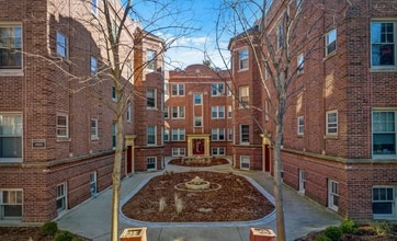 3817 N Lawndale Ave in Chicago, IL - Foto de edificio - Building Photo