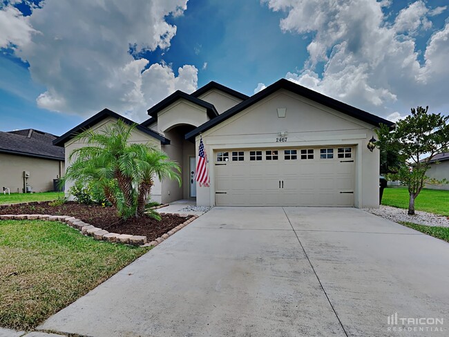 2467 Winnipeg Dr in Lakeland, FL - Building Photo - Building Photo