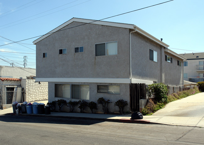 950-952 Pepper St in El Segundo, CA - Building Photo - Building Photo