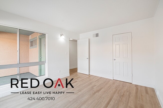 855 S Citrus Ave in Azusa, CA - Building Photo - Building Photo
