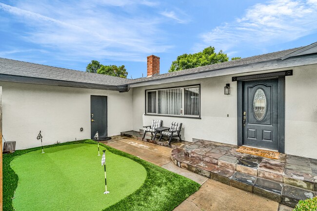 1880 N Greengrove St in Orange, CA - Building Photo - Building Photo