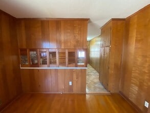 1011 Veterans Rd in Columbia, SC - Building Photo - Building Photo