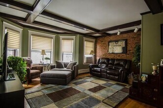 39 South St, Unit #3 in Boston, MA - Building Photo - Building Photo