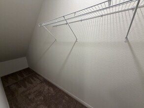 6929 Cottage Vis Ave in Las Vegas, NV - Building Photo - Building Photo