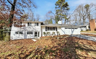 1307 Brockton Dr in Signal Mountain, TN - Building Photo