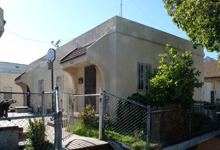 6039-6043 Malabar St in Huntington Park, CA - Building Photo - Building Photo