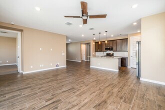 9820 E Tupelo Ave in Mesa, AZ - Building Photo - Building Photo