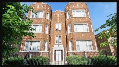 7937 S Wood St in Chicago, IL - Building Photo - Building Photo