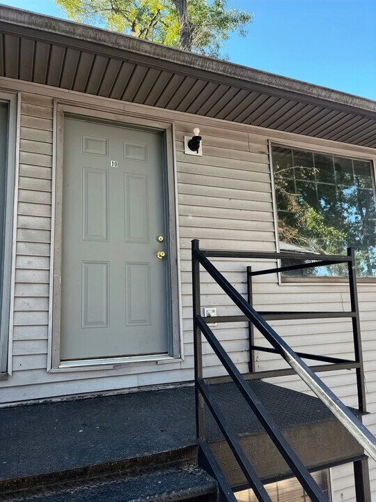 422 W Jackson St, Unit 3 in Union City, TN - Building Photo
