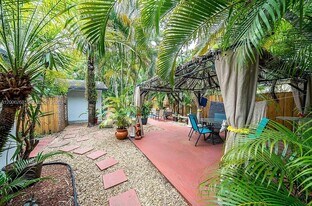 721 SW 13th Ave in Fort Lauderdale, FL - Building Photo