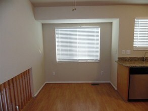4895 S 4075 W in Roy, UT - Foto de edificio - Building Photo
