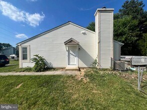 830 Chadwick Cir in Frederick, MD - Building Photo - Building Photo