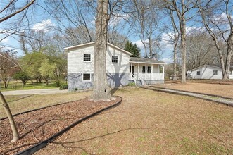 83 S Forty Pass E in Hiram, GA - Building Photo - Building Photo
