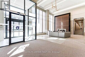 4055-4055 Parkside Village Dr in Mississauga, ON - Building Photo - Building Photo