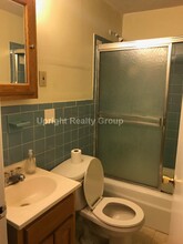 1120 Commonwealth Ave, Unit A in Boston, MA - Building Photo - Building Photo