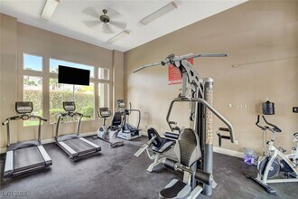 10125 Cedar Key Ave in Las Vegas, NV - Building Photo - Building Photo