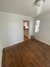 1454 Sylvan Terrace in Pittsburgh, PA - Building Photo - Building Photo