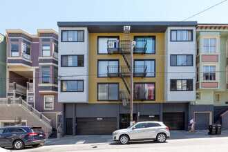 3875 18th Street in San Francisco, CA - Foto de edificio - Building Photo