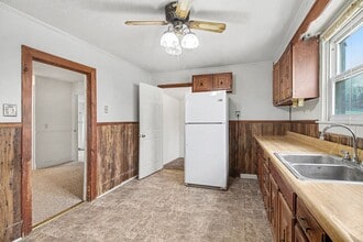 102 Fairfield St in Newville, PA - Building Photo - Building Photo