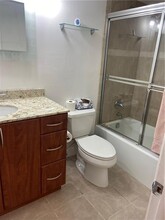 830 S Hollybrook Dr, Unit 309 in Pembroke Pines, FL - Building Photo - Building Photo