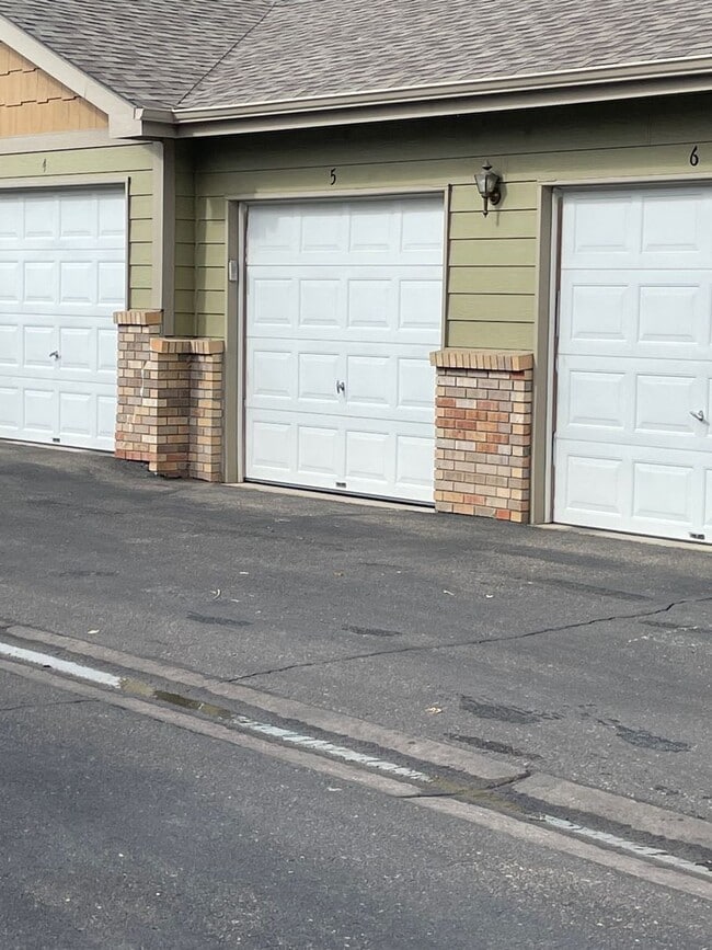 2702 Rigden Pkwy in Fort Collins, CO - Building Photo - Building Photo