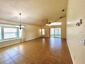 1039 Willow Branch Dr in Orlando, FL - Foto de edificio - Building Photo