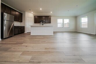 2109 Bellatrix Dr in Haslet, TX - Foto de edificio - Building Photo