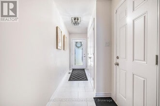 96 Gooseberry Pl in Ottawa, ON - Building Photo - Building Photo