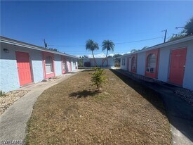 16901 Juanita Ave in Ft. Myers, FL - Building Photo